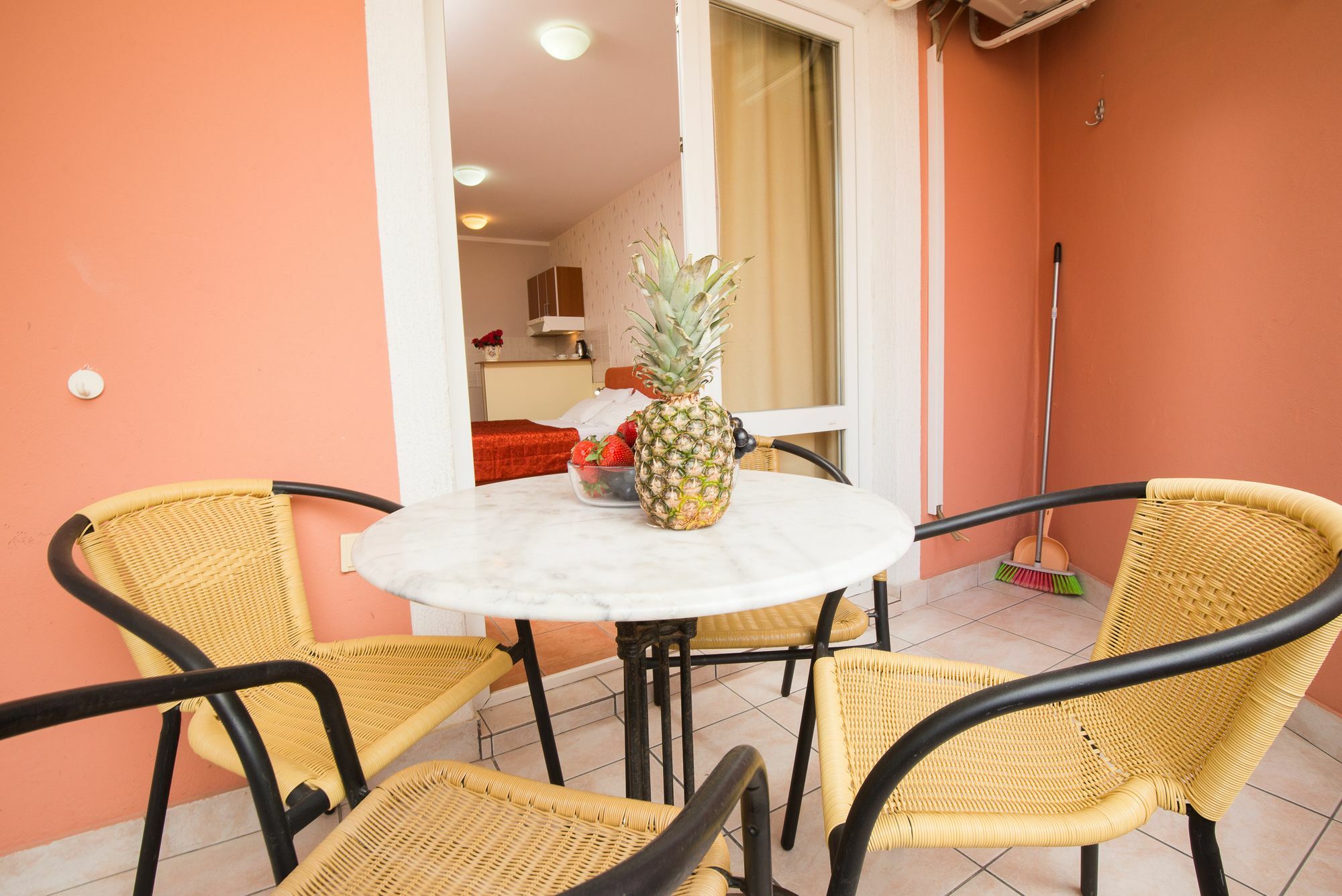 Apartment Sofija Budva