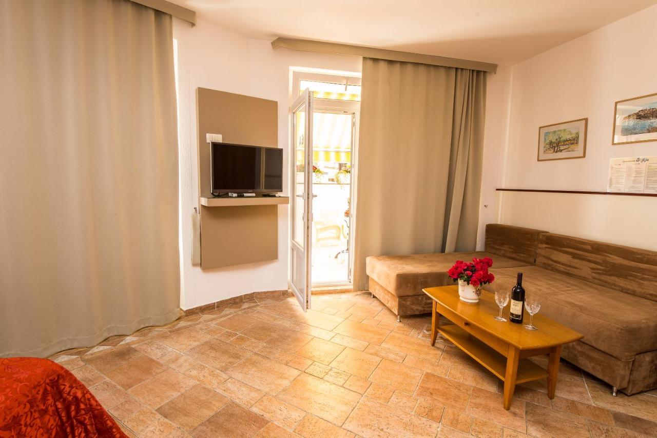Apartment Sofija Budva
